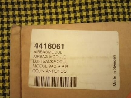 Подушка безопасности на saab 9000 новая