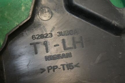 Воздуховод радиатора левый Nissan X-Trail T31 2007