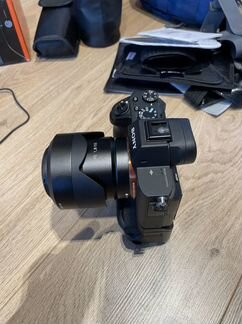 Sony a7 ii + 2 обьектива + допы