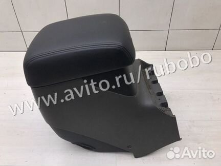 Подлокотник Mitsubishi Pajero 3 V78W 4M41 2004