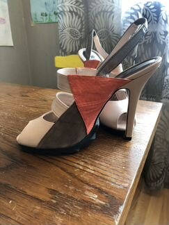 Новые Туфли босоножки праздничные