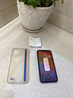 iPhone 11 256 гб RU/A