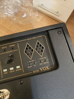 Комбоусилитель VOX AV30