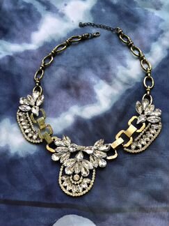 Ожерелье,колье,украшение на шею