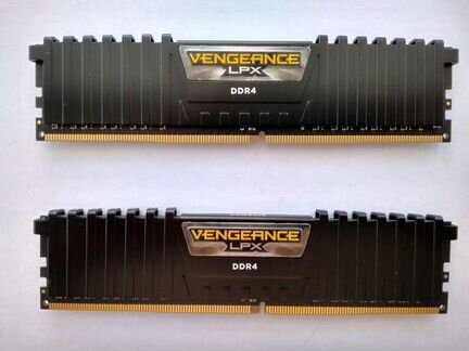 Оперативная память DDR4 2x8Gb