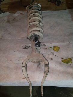 Амортизатор передний правый Infiniti G V36 3.5 315