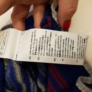 Свитер Benetton на мальчика 4-5 лет