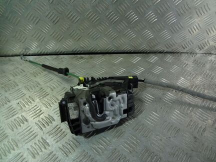 Замок передний левый Мерседес 205 213 253 222