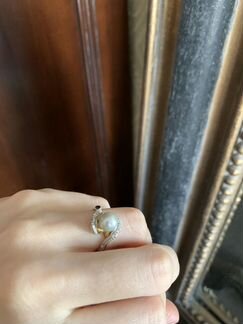 Кольцо из белого золота с бриллиантами с морской ж