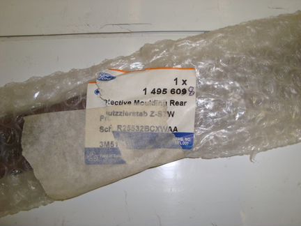 Молдинг двери наружный задний левый Ford Focus 3