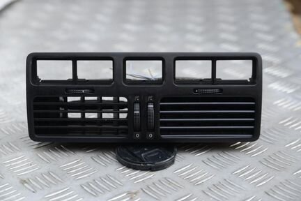 Дефлектор салона VW Golf IV/Bora 1997-2005
