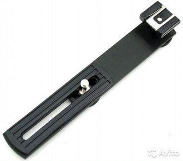 Боковой кронштейн накамерного света