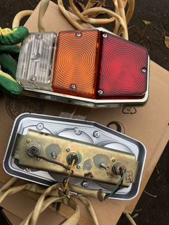 Задние фонари газ 24 Волга 1 серии