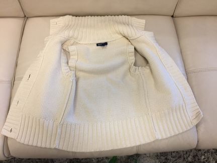 Gap kids безрукавка с мехом