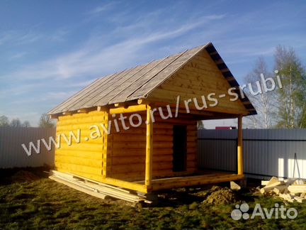 Сруб бани из бревна с установкой