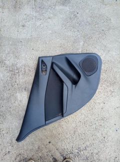 Обшивка двери задняя левая Mazda 3 BM Z6 2013-2016