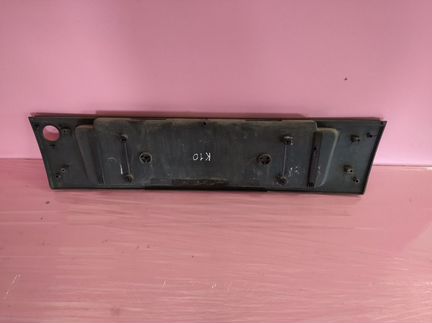 Накладка и замок багажника Audi A6 C4 1994-1997