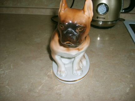 Статуэтка собака 