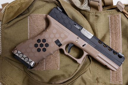 Страйкбольный пистолет Glock AW Custom VX0111