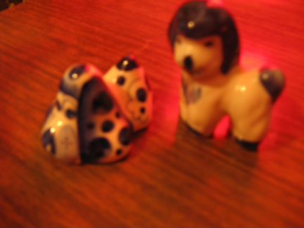 Фарфоровые собаки гжель