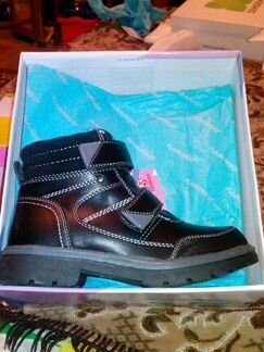 Ботинки д/м новые весна-осень 35р