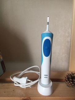 Зубная щетка oral-b