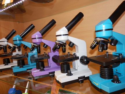 Микроскоп Levenhuk Rainbow 2L