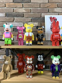 Игрушка Bearbrick Miki
