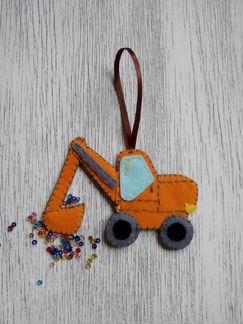 Елочные игрушки - машинки и ракета