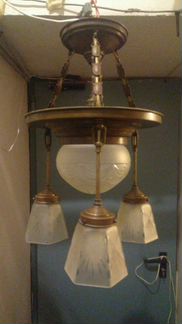 Старинная люстра
