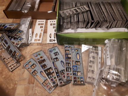 Заглушки для материнских плат в наличии и на заказ