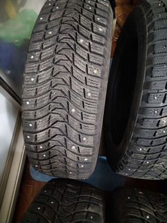 Шины зимние шипованные Michelin X-Ice North 3