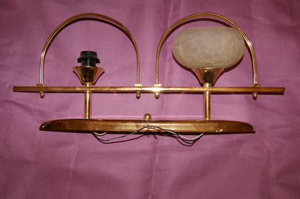 Продаю люстру