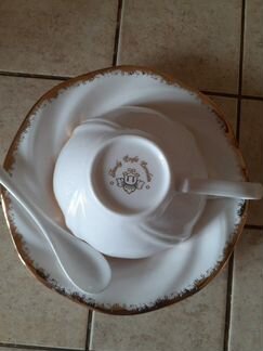 Много посуды. Новая