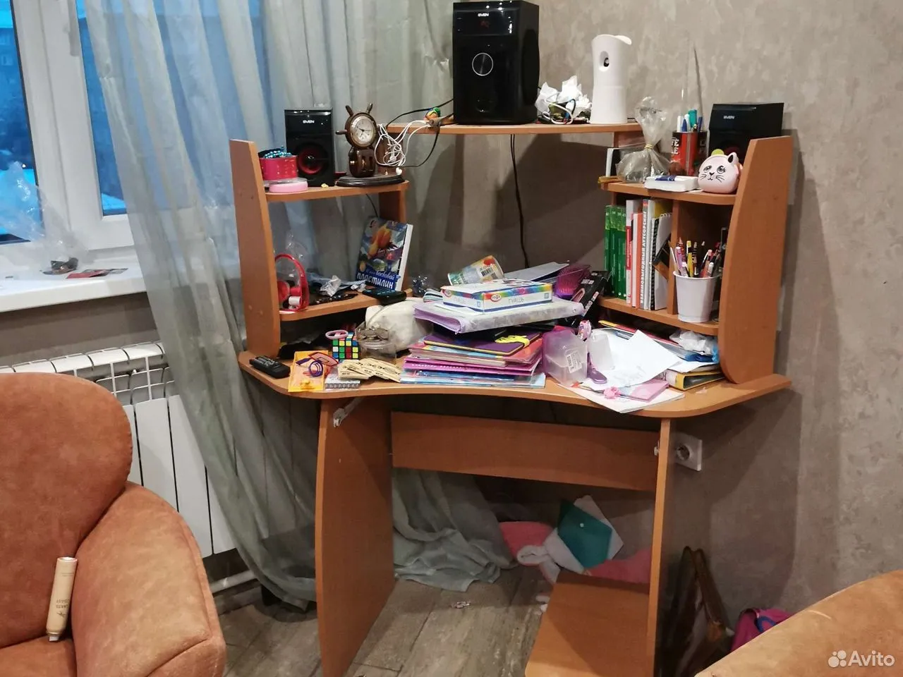 Computer table