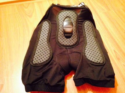 Шорты защитные Kawasaki