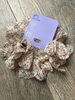 Резинки для волос (стразы, органза, цветы)