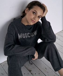 Новый трикотажный костюм в спорт. стиле iamstudio