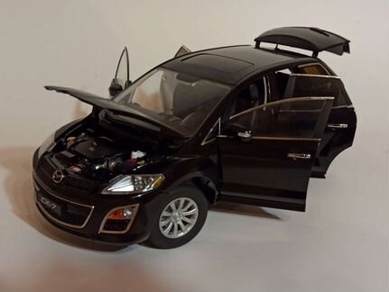 Mazda CX-7 2011 Black 1:18 Paudi