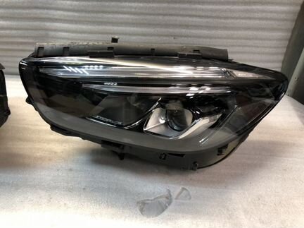 Фары на Mercedes W247 B class 247