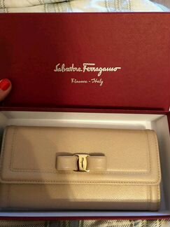 Кошелек Salvatore Ferragamo