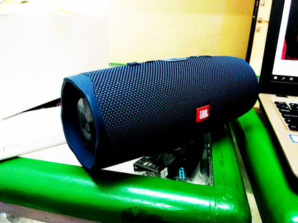 Колонка JBL