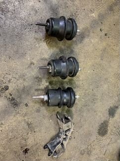 Подушки двигателя Subaru Legacy 2019