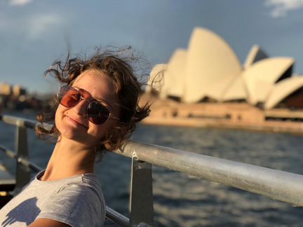 Носитель англ языка/ репетитор для ребенка из Авст