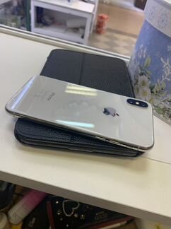 iPhone x 64gb