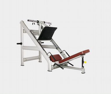 Жим ногами под углом 45 градусов