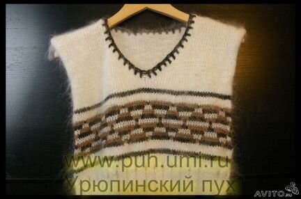 Безрукавка светлая из козьего пуха