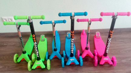 Детский самокат Скутер (трехколесный)