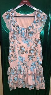 Платье короткое пудро розовый с цветами, размер s