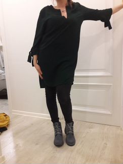 Продам платье зеленого цвета Zara